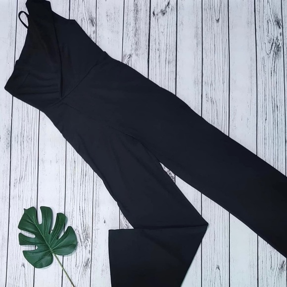 Sexy one shoulder jumpsuit - Picture 4 of 11